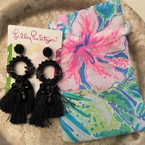 LIKE NEW - Black Lilly Pulitzer Earrings